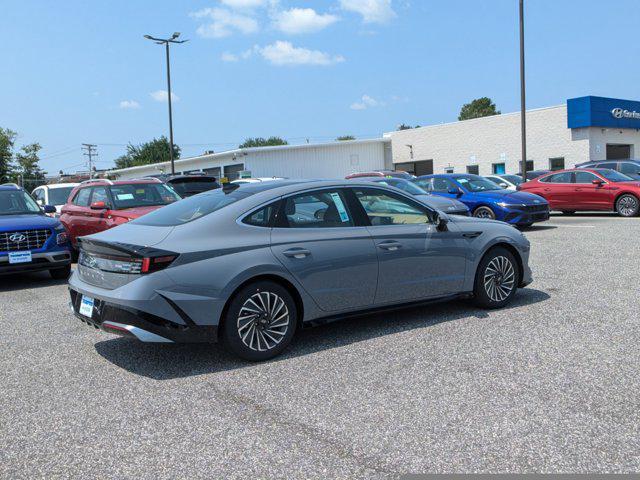 new 2024 Hyundai Sonata Hybrid car, priced at $38,211