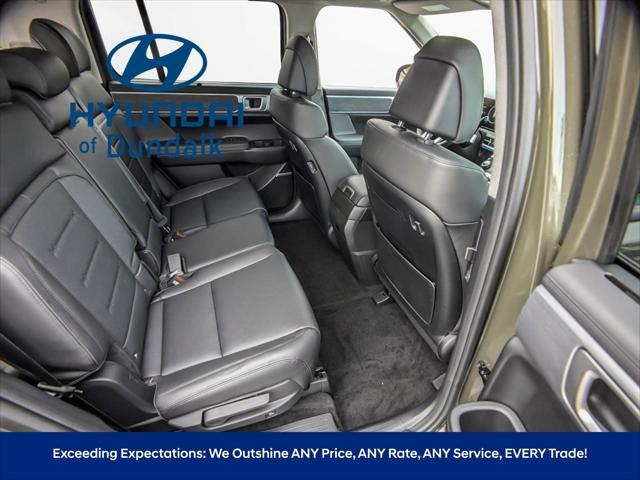 new 2025 Hyundai Santa Fe car, priced at $46,620