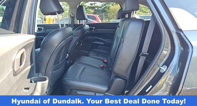 used 2024 Kia Sorento car, priced at $23,500