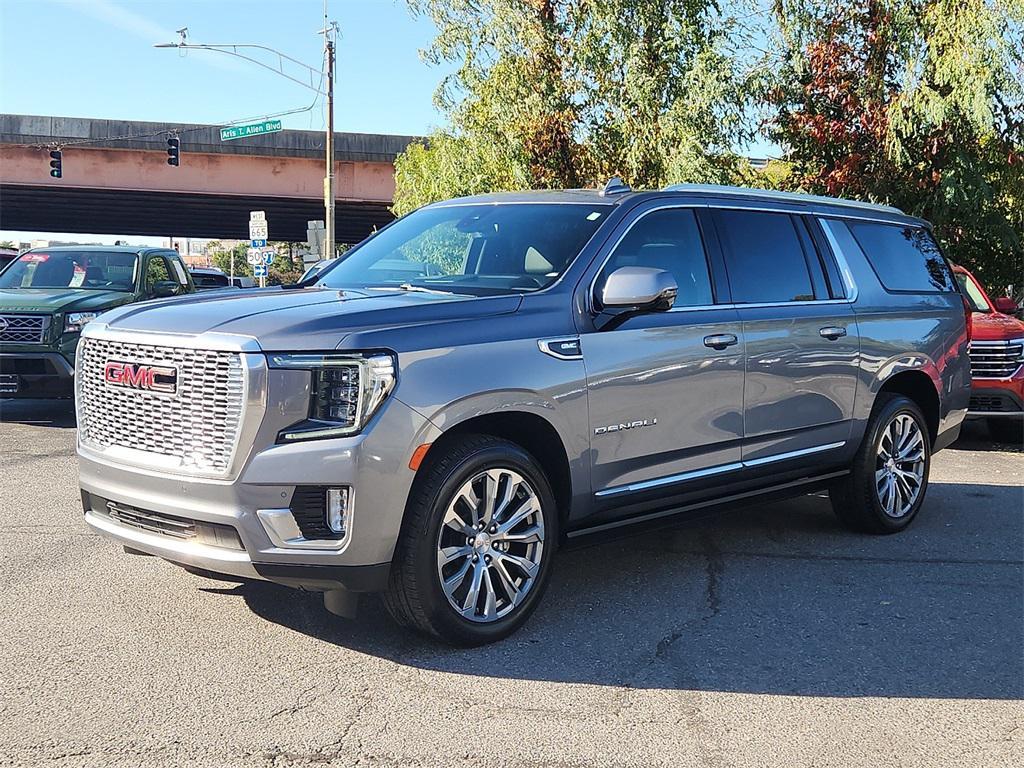 used 2022 GMC Yukon XL car, priced at $51,800