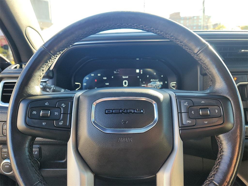 used 2022 GMC Yukon XL car, priced at $51,800