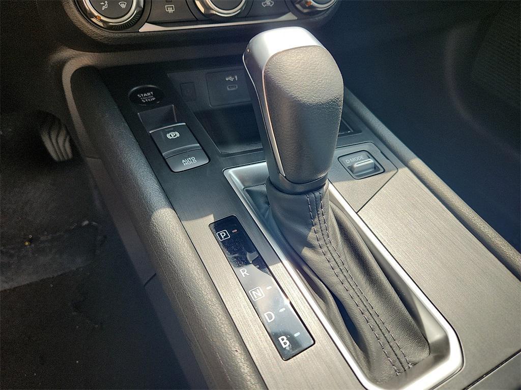 new 2025 Nissan Kicks car, priced at $25,613