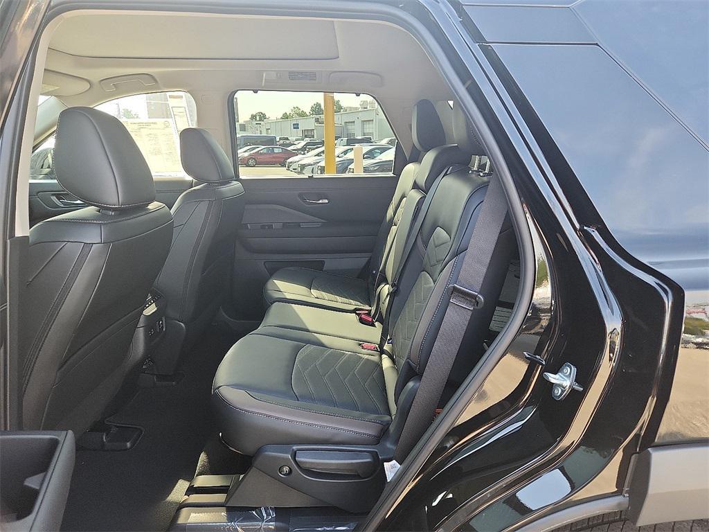 new 2025 Nissan Pathfinder car, priced at $52,750