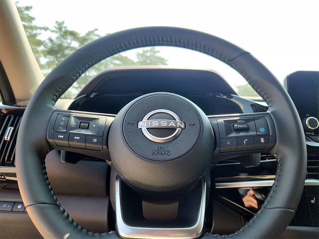 new 2025 Nissan Pathfinder car, priced at $40,973