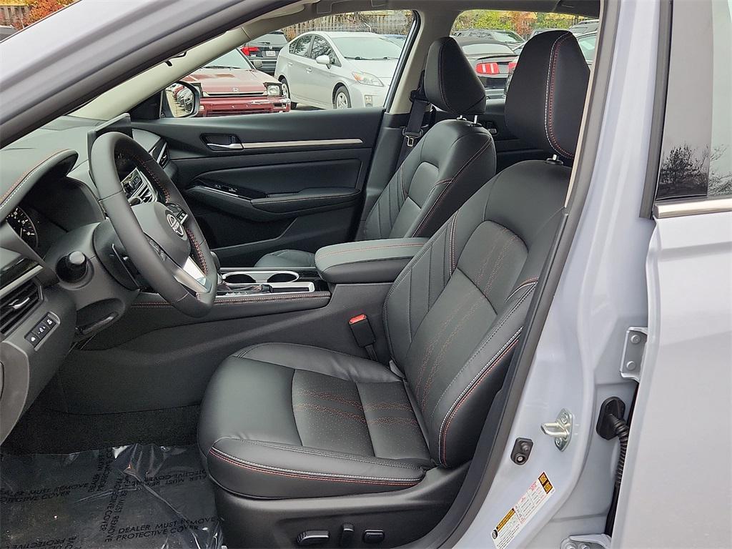 new 2025 Nissan Altima car, priced at $30,861
