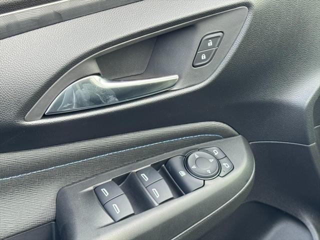 new 2025 Buick Envista car, priced at $26,815