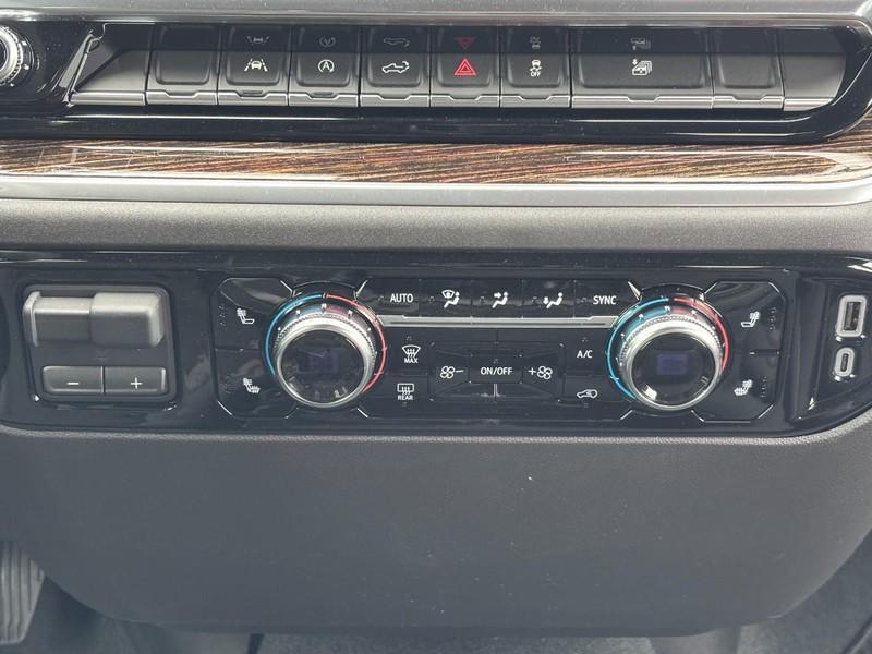 new 2025 GMC Sierra 1500 car, priced at $41,740