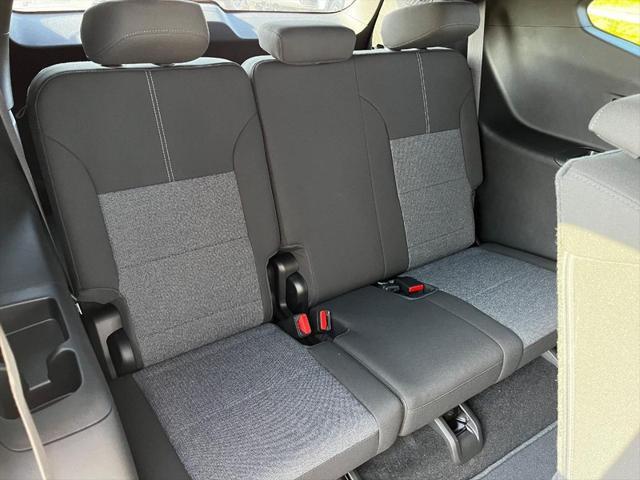 new 2025 GMC Acadia car, priced at $42,641