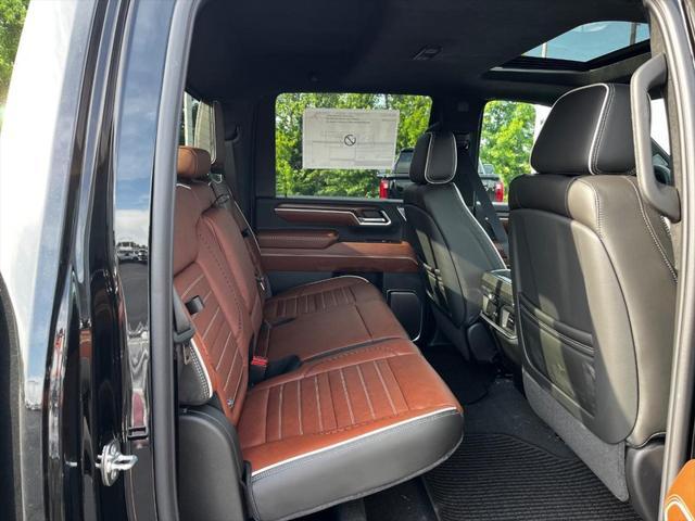 new 2025 GMC Sierra 3500 car, priced at $100,285