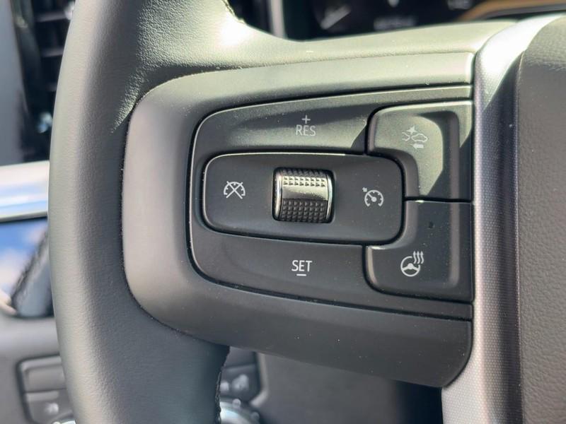 used 2025 GMC Sierra 2500 car, priced at $55,900