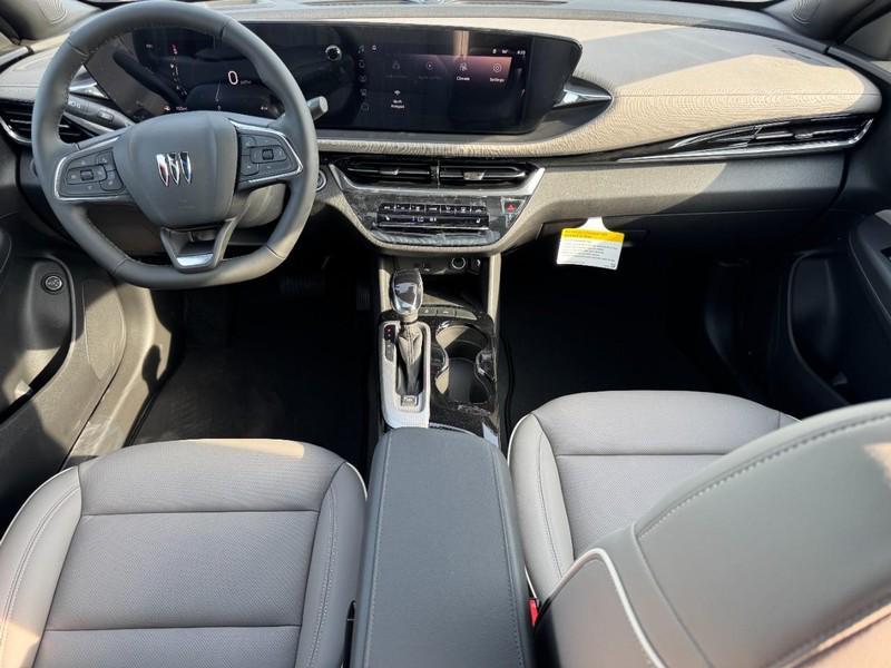 new 2025 Buick Envista car, priced at $27,935