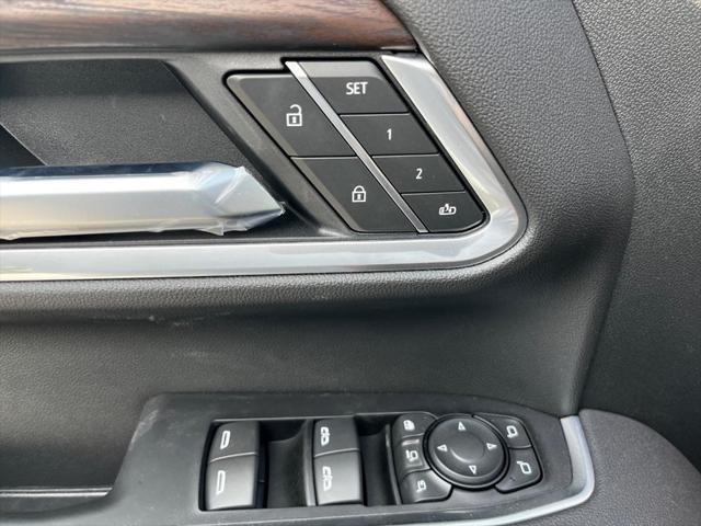 new 2025 GMC Sierra 2500 car, priced at $71,145