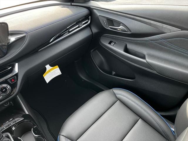 new 2025 Buick Envista car, priced at $26,020