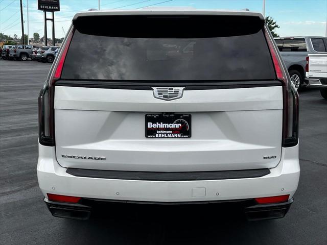 used 2021 Cadillac Escalade ESV car, priced at $54,900