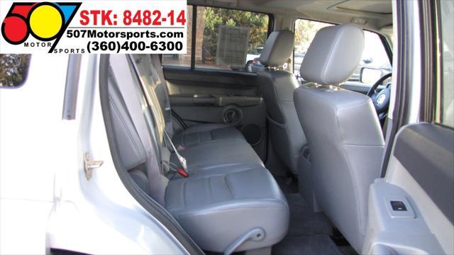 used 2006 Jeep Commander car, priced at $6,995