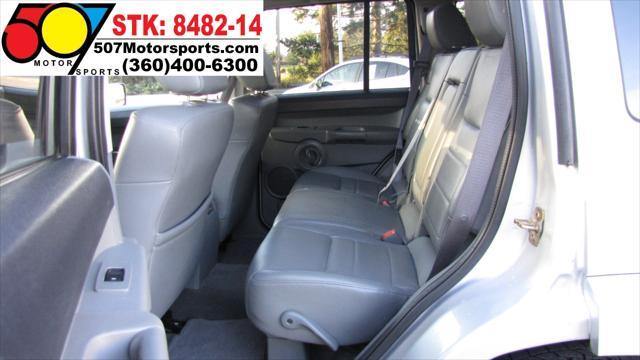 used 2006 Jeep Commander car, priced at $6,995