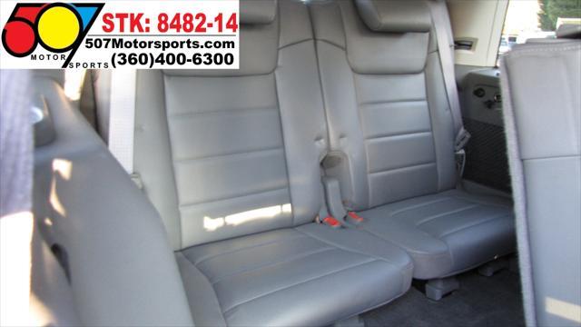 used 2006 Jeep Commander car, priced at $6,995