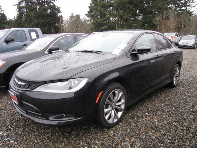 used 2016 Chrysler 200 car