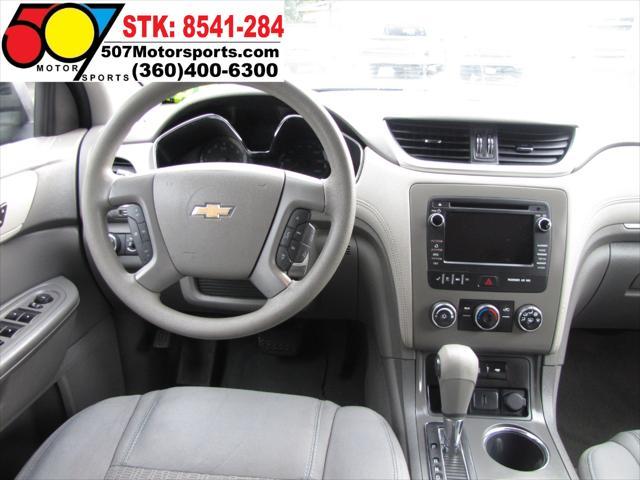 used 2015 Chevrolet Traverse car, priced at $8,995