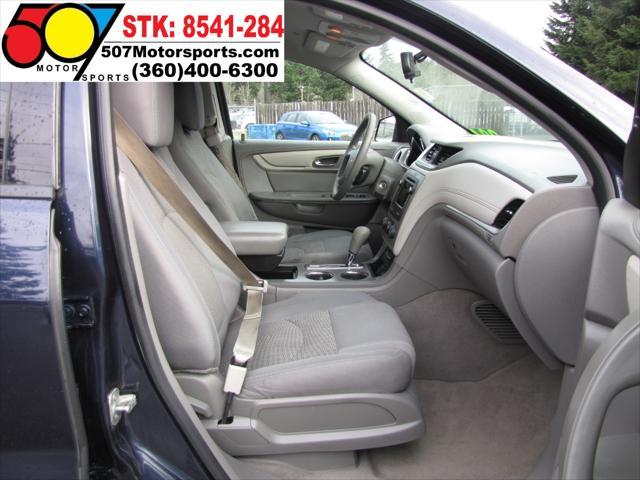 used 2015 Chevrolet Traverse car, priced at $8,995