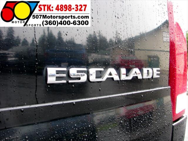 used 2005 Cadillac Escalade car, priced at $6,995