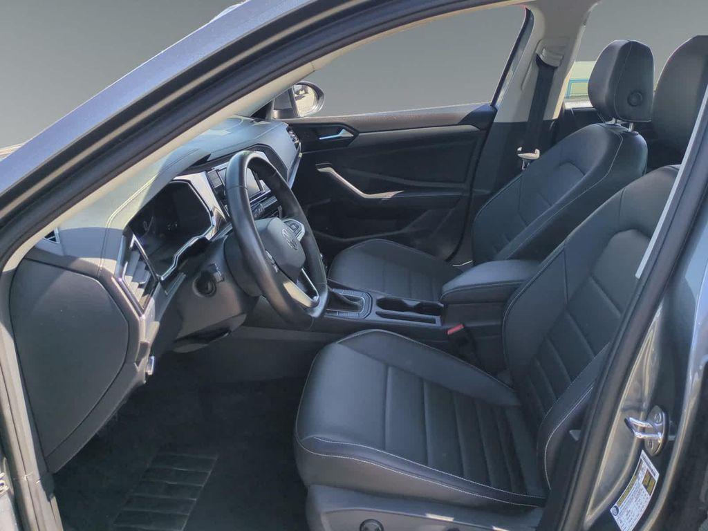 used 2024 Volkswagen Jetta car