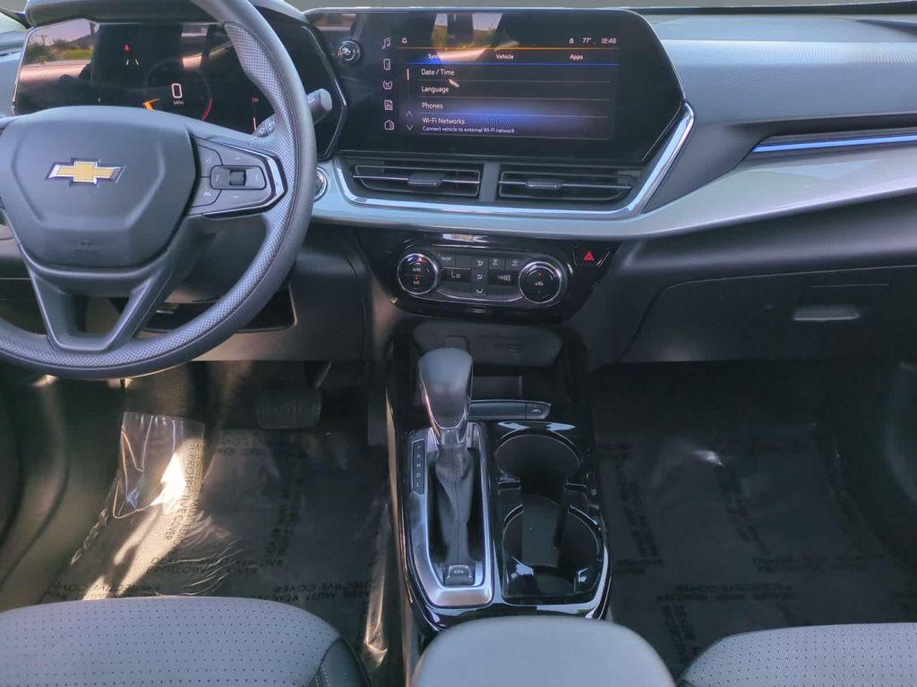 used 2024 Chevrolet Trax car