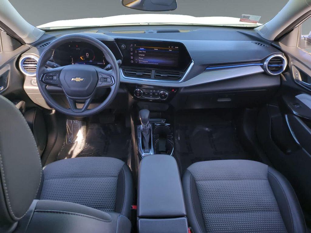 used 2024 Chevrolet Trax car