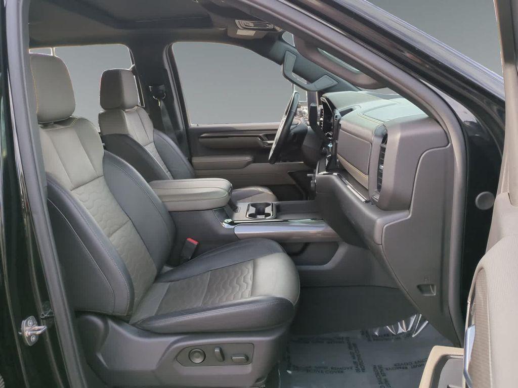 used 2024 Chevrolet Silverado 2500 car