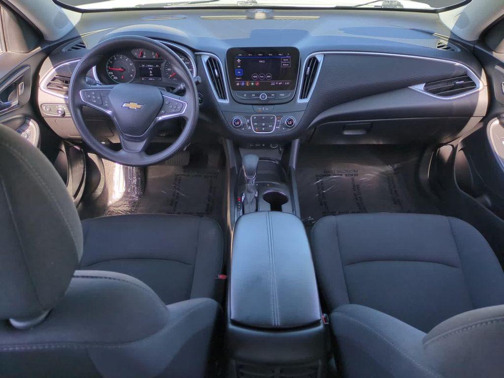used 2024 Chevrolet Malibu car