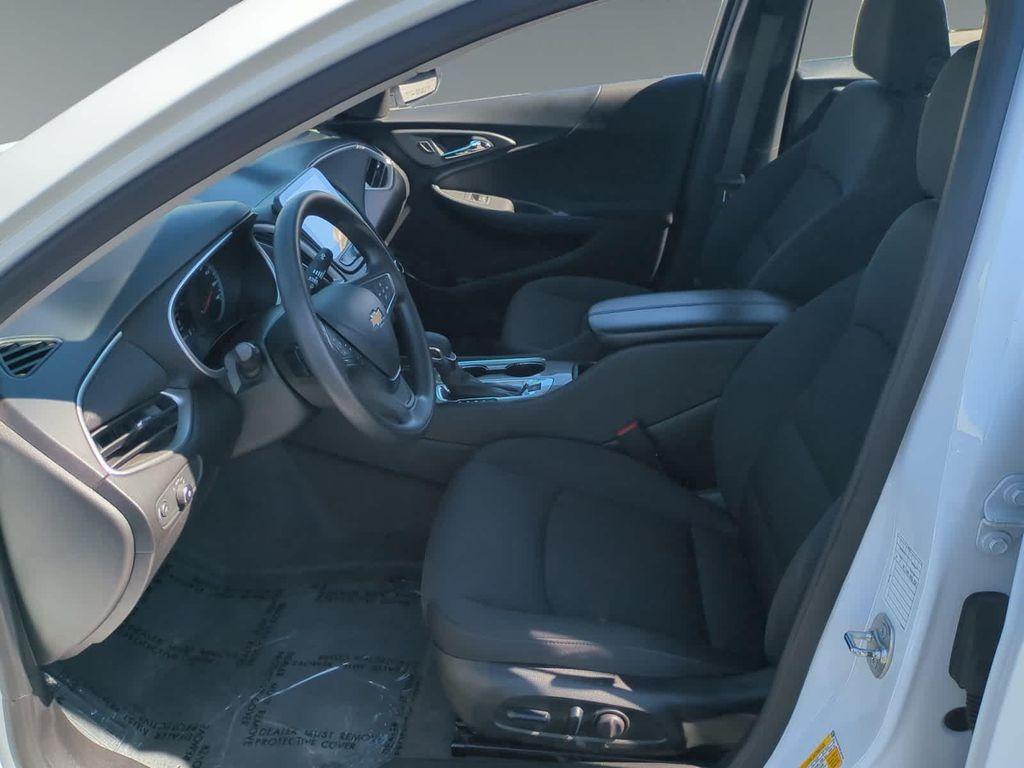 used 2024 Chevrolet Malibu car
