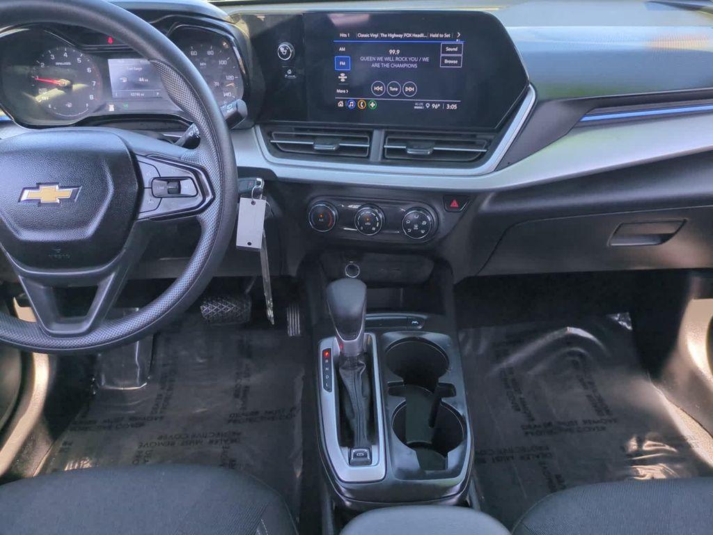 used 2024 Chevrolet Trax car