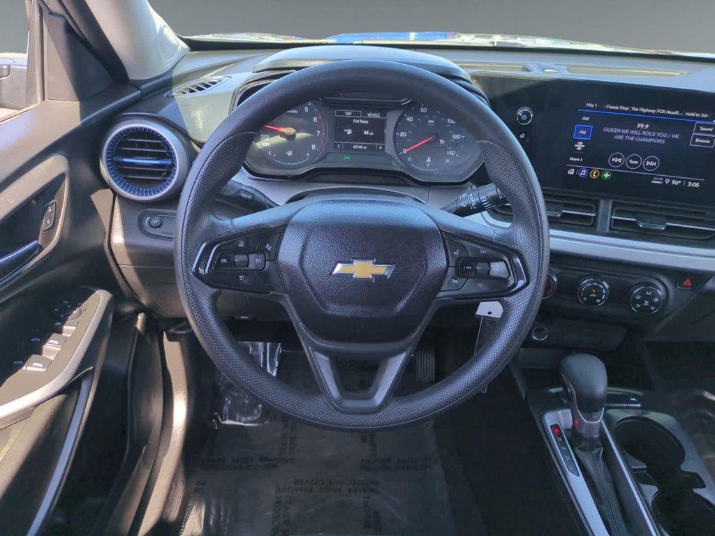 used 2024 Chevrolet Trax car