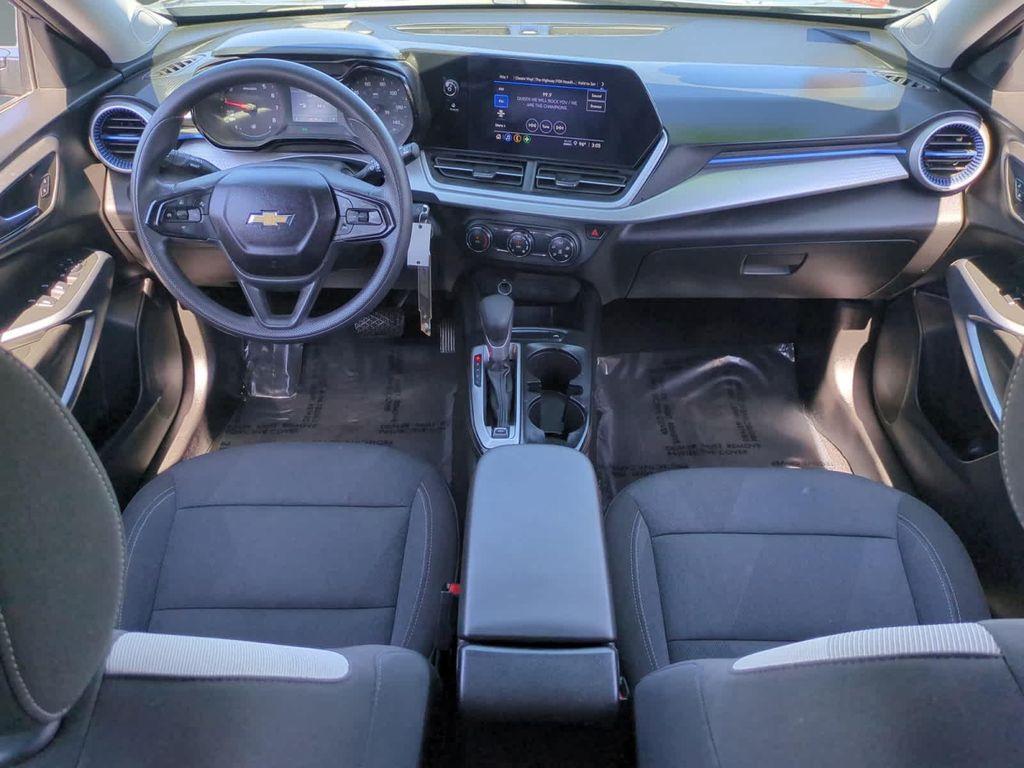 used 2024 Chevrolet Trax car