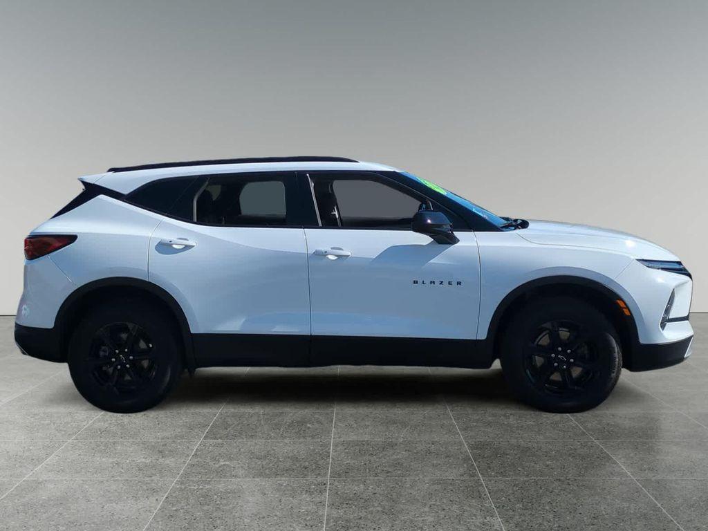 used 2025 Chevrolet Blazer car