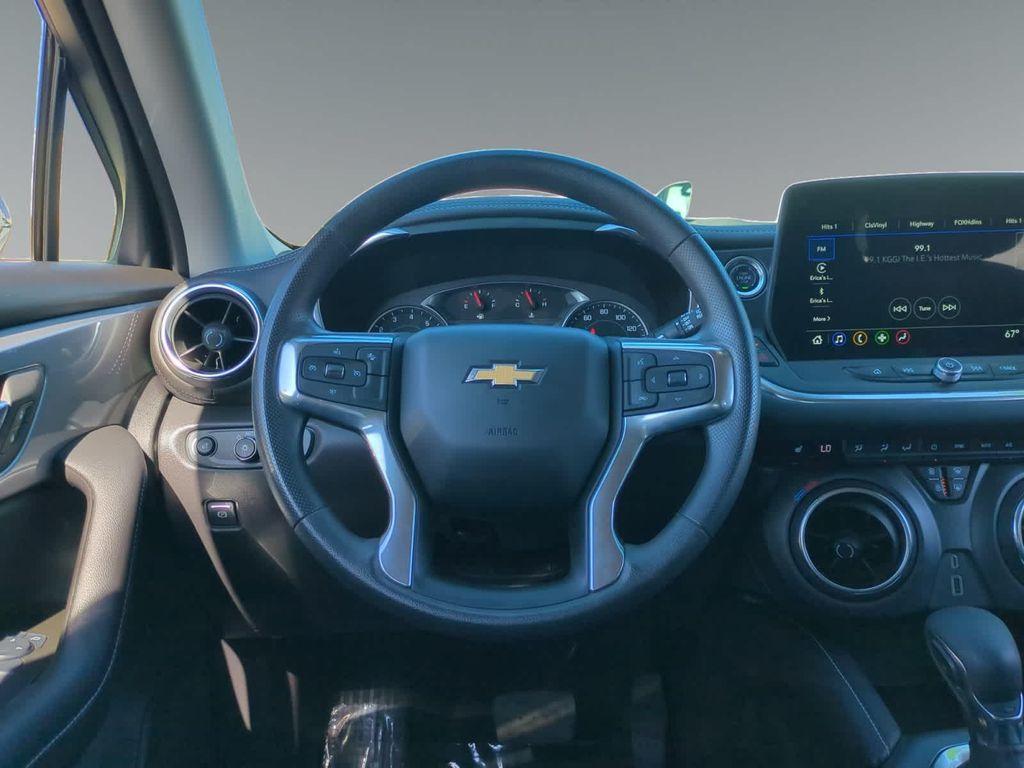 used 2025 Chevrolet Blazer car