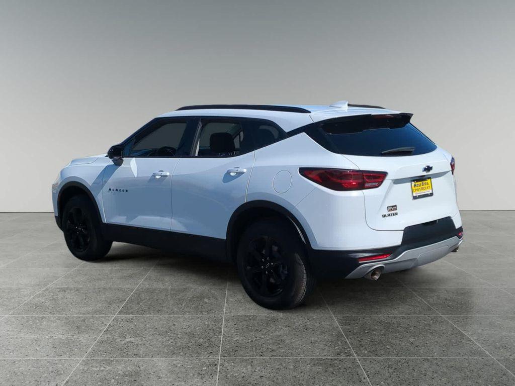 used 2025 Chevrolet Blazer car