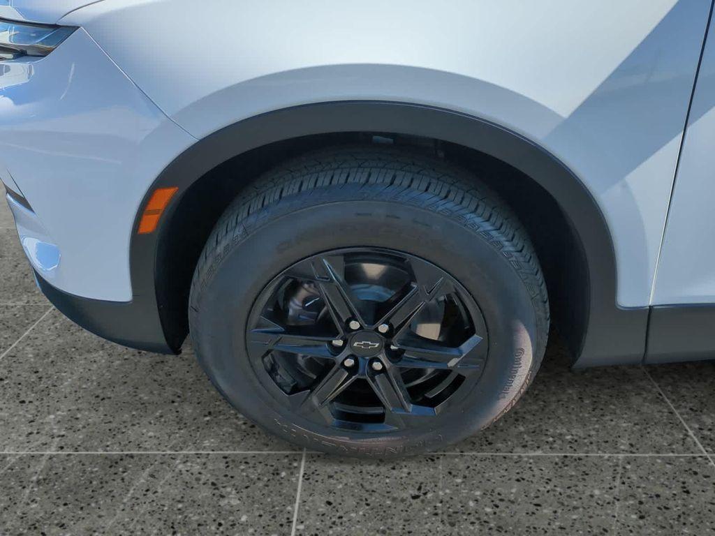 used 2025 Chevrolet Blazer car