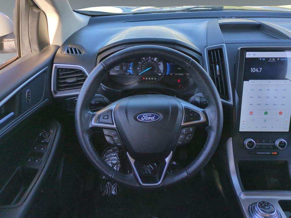 used 2022 Ford Edge car