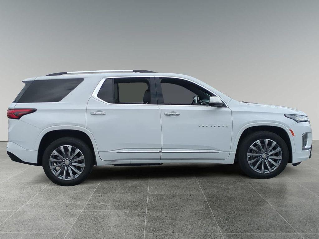 used 2023 Chevrolet Traverse car