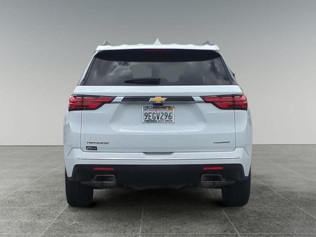 used 2023 Chevrolet Traverse car