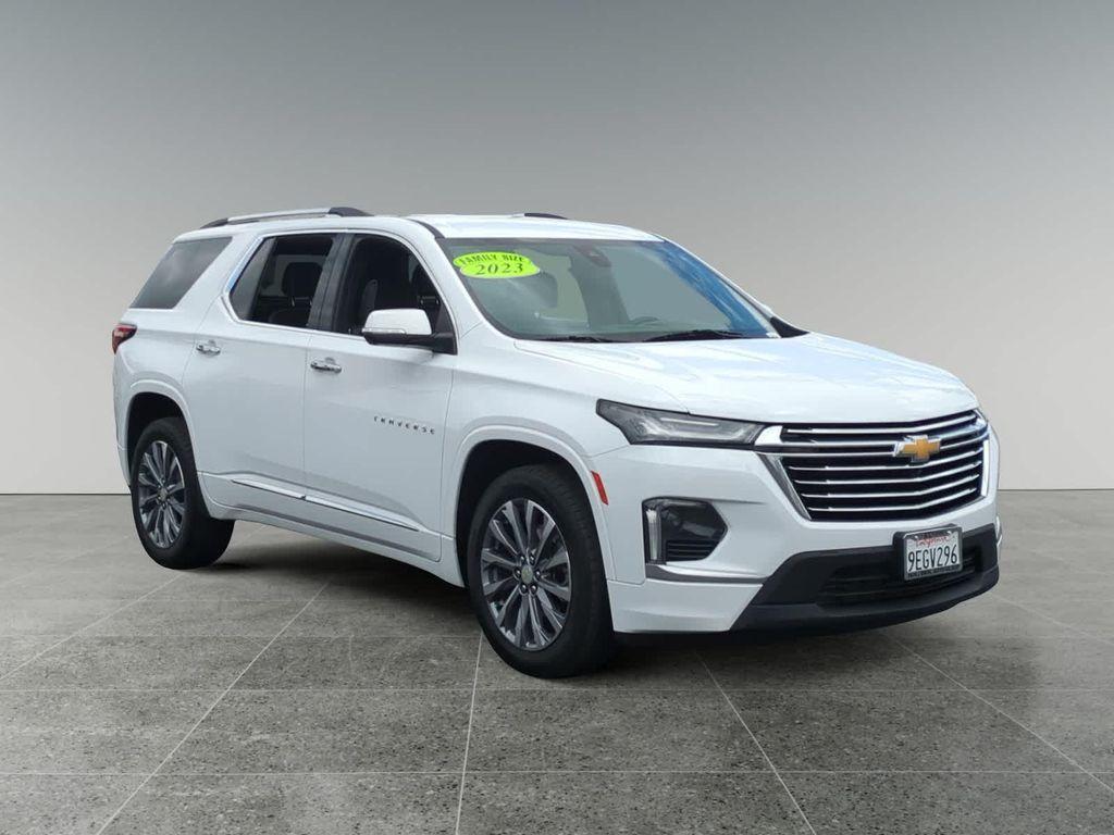 used 2023 Chevrolet Traverse car