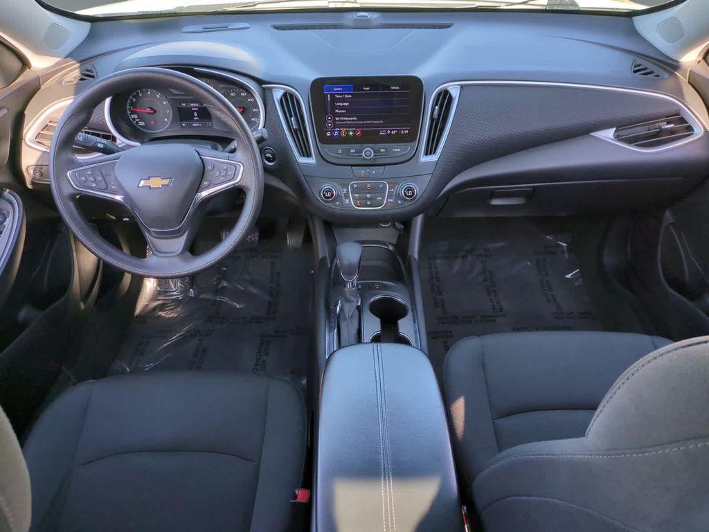 used 2024 Chevrolet Malibu car