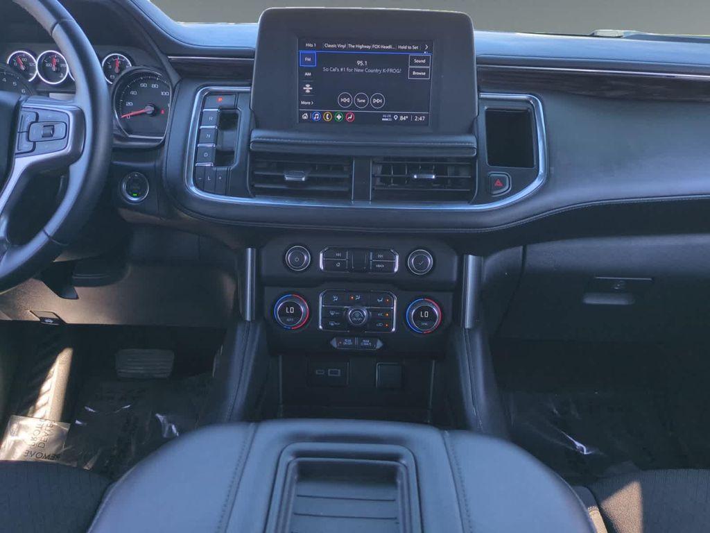 used 2024 Chevrolet Suburban car