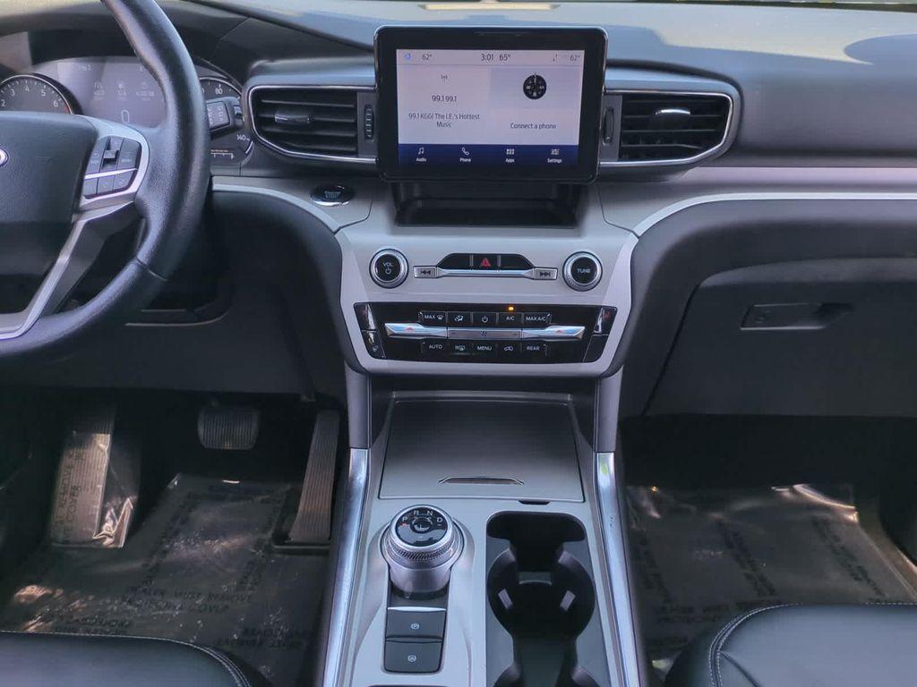 used 2023 Ford Explorer car