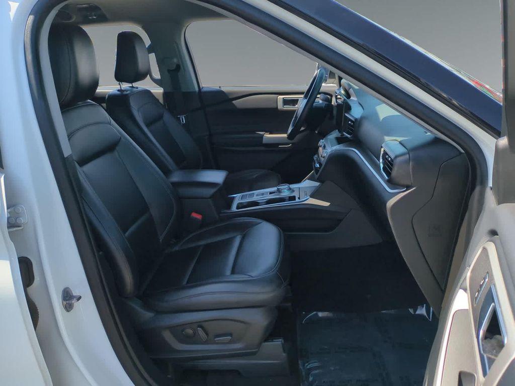 used 2023 Ford Explorer car