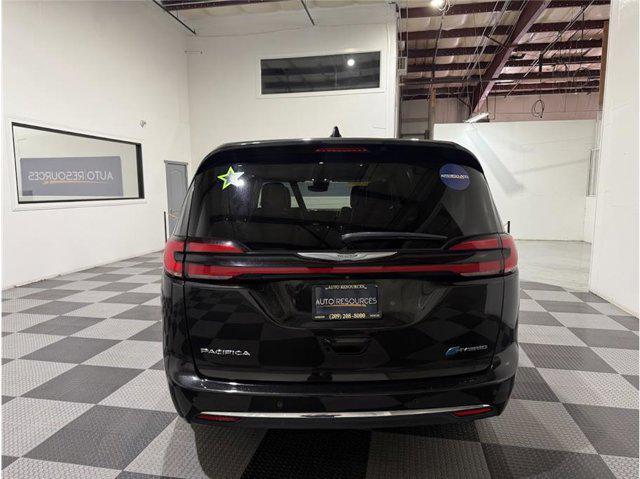 used 2022 Chrysler Pacifica Hybrid car, priced at $20,699