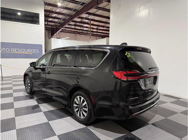used 2022 Chrysler Pacifica Hybrid car, priced at $20,699