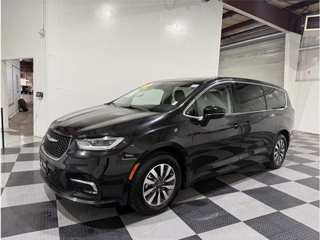 used 2022 Chrysler Pacifica Hybrid car, priced at $20,699