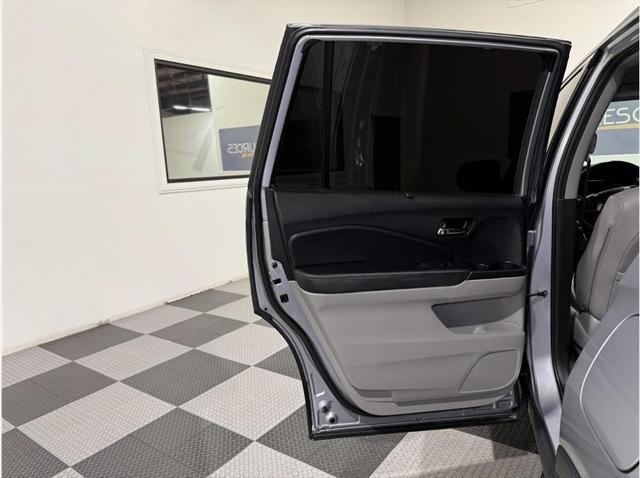used 2021 Honda Pilot car, priced at $28,249